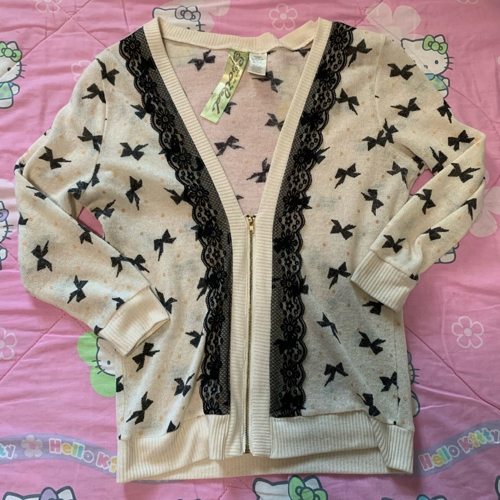 Live to be Spoiled | Lightweight half zip up cardigan